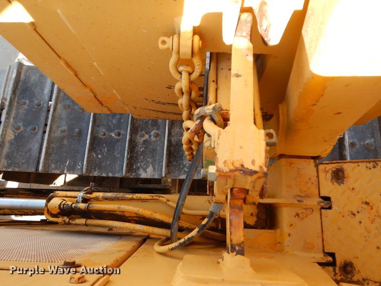 image for item DI8505 1988 John Deere 650G  pipelayer