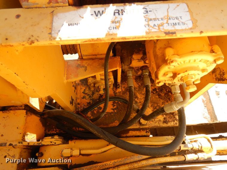 image for item DI8505 1988 John Deere 650G  pipelayer