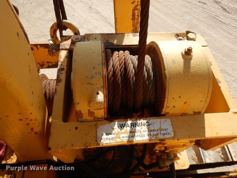 image for item DI8505 1988 John Deere 650G  pipelayer