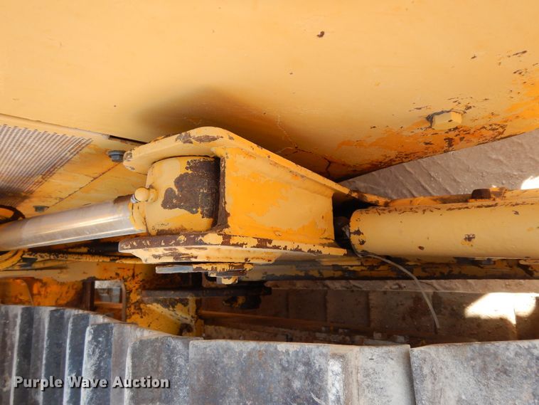 image for item DI8505 1988 John Deere 650G  pipelayer