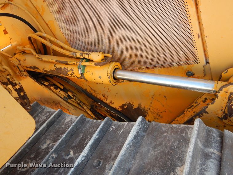 image for item DI8505 1988 John Deere 650G  pipelayer