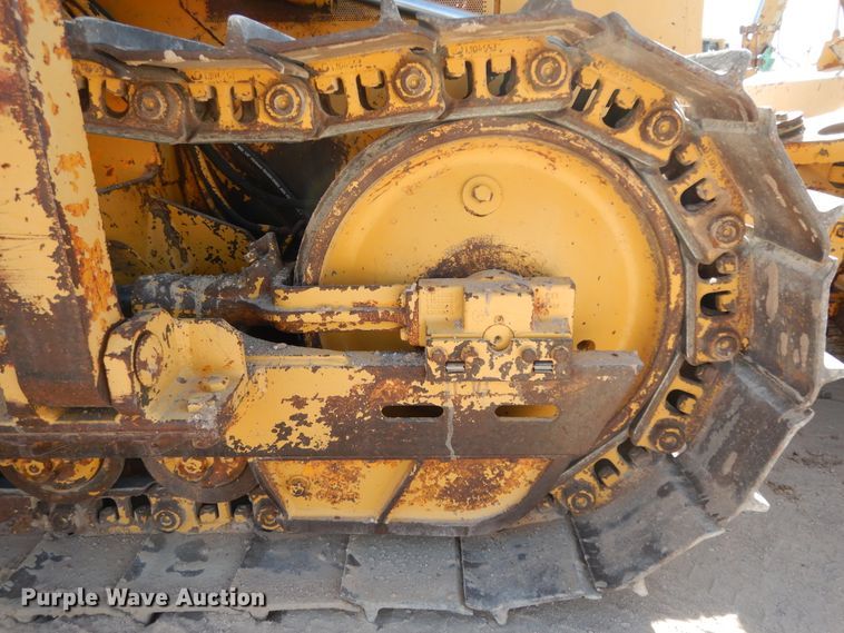 image for item DI8505 1988 John Deere 650G  pipelayer