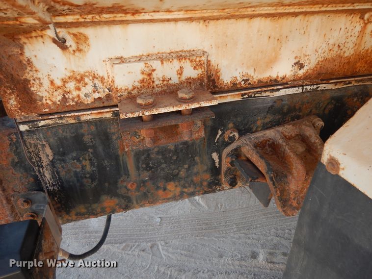 image for item DI8518 2007 Ford F650 Super Duty XL  water truck