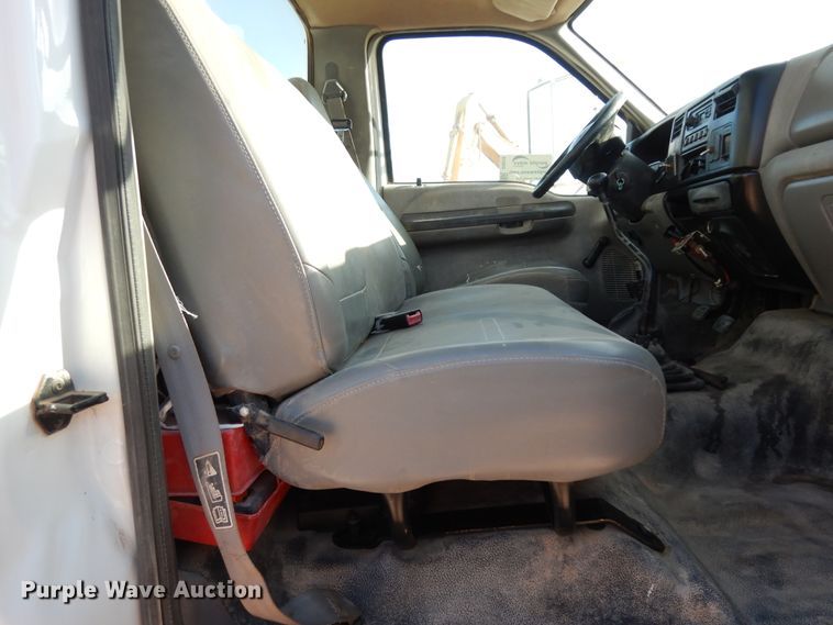 image for item DI8518 2007 Ford F650 Super Duty XL  water truck