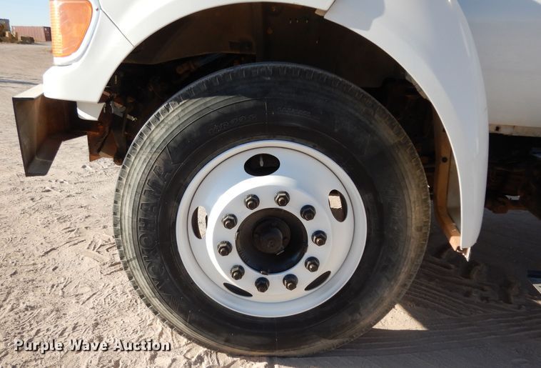 image for item DI8518 2007 Ford F650 Super Duty XL  water truck