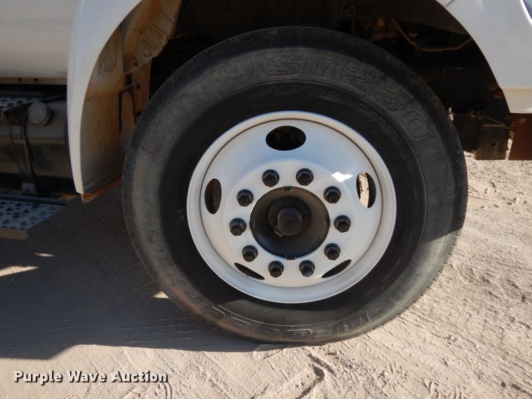 image for item DI8518 2007 Ford F650 Super Duty XL  water truck