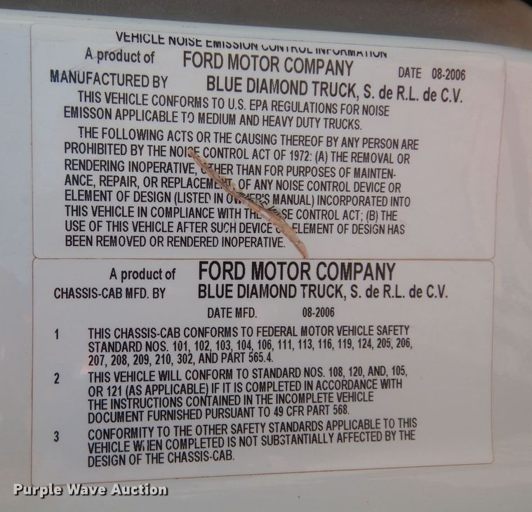 image for item DI8518 2007 Ford F650 Super Duty XL  water truck