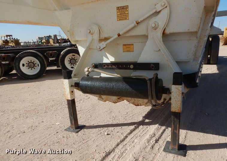 image for item DI8519 2013 CTS BDT-40  bottom dump trailer