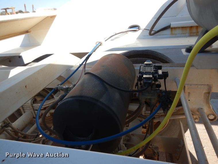 image for item DI8519 2013 CTS BDT-40  bottom dump trailer