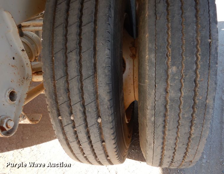 image for item DI8519 2013 CTS BDT-40  bottom dump trailer