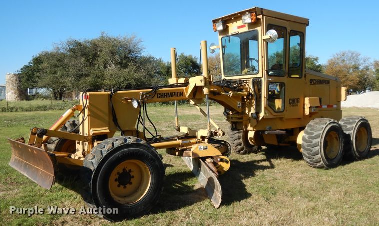 image for item DI8546 1997 Champion C80A  motor grader