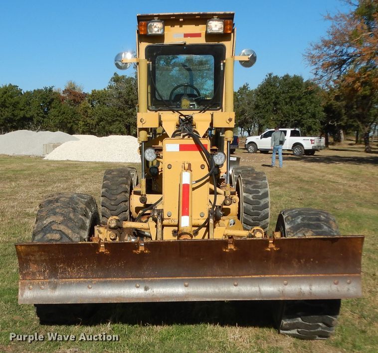 image for item DI8546 1997 Champion C80A  motor grader