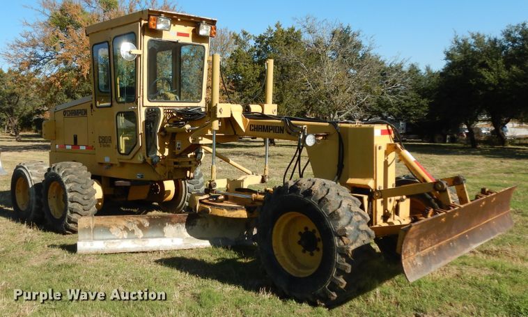 image for item DI8546 1997 Champion C80A  motor grader