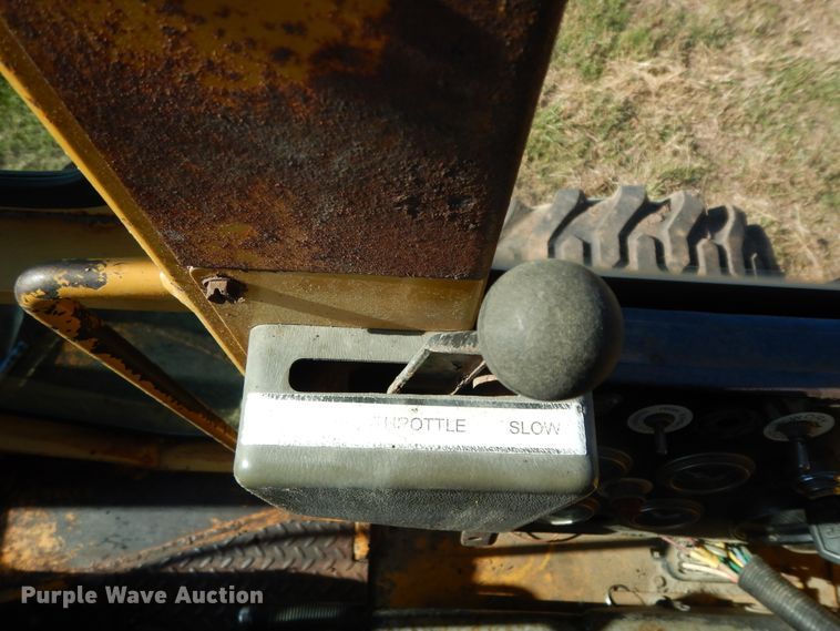 image for item DI8546 1997 Champion C80A  motor grader