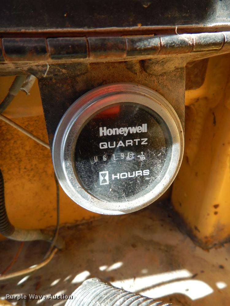 image for item DI8546 1997 Champion C80A  motor grader