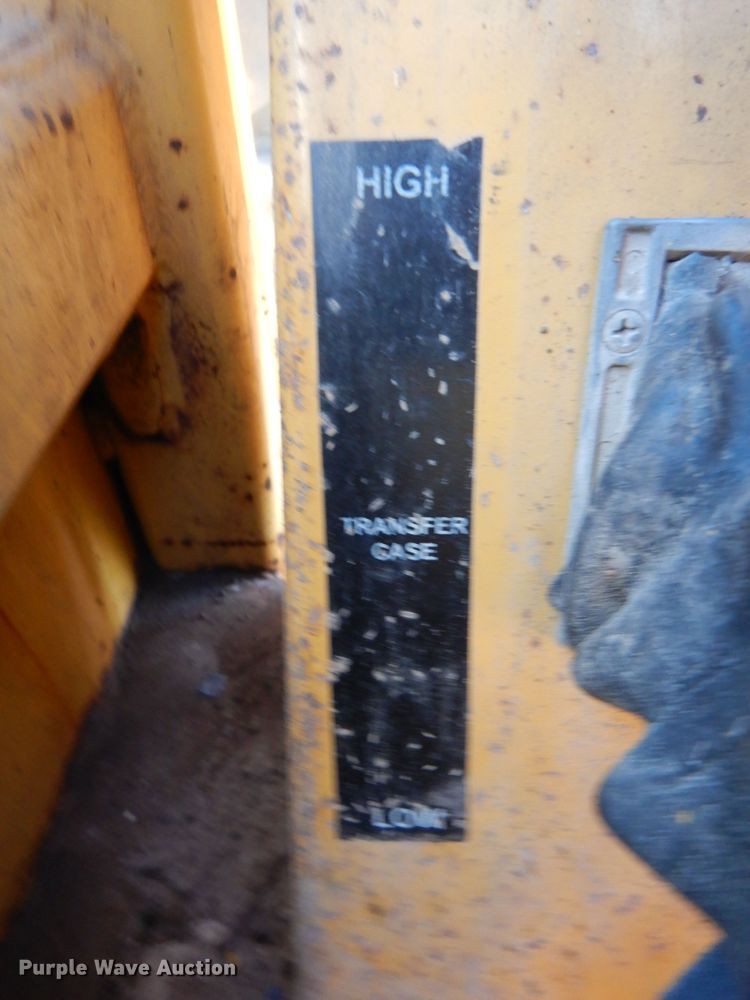 image for item DI8546 1997 Champion C80A  motor grader