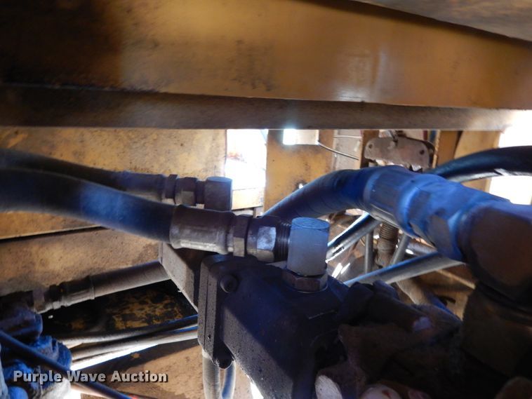 image for item DI8546 1997 Champion C80A  motor grader