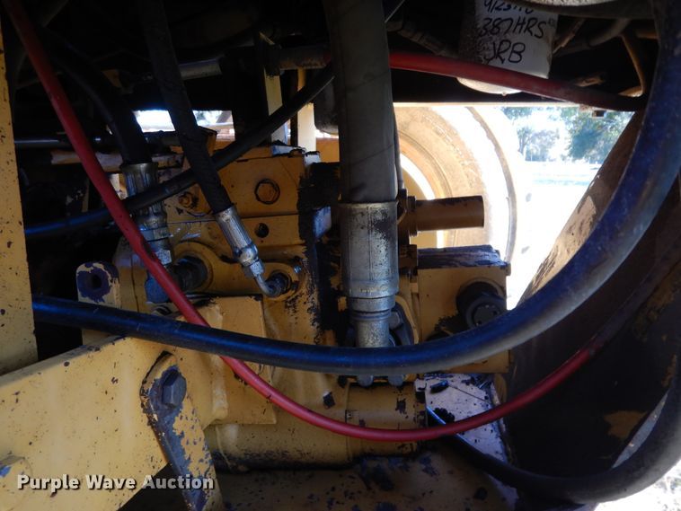 image for item DI8546 1997 Champion C80A  motor grader