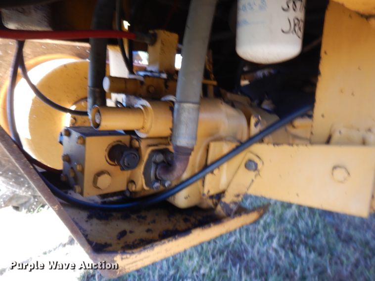 image for item DI8546 1997 Champion C80A  motor grader