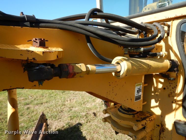 image for item DI8546 1997 Champion C80A  motor grader