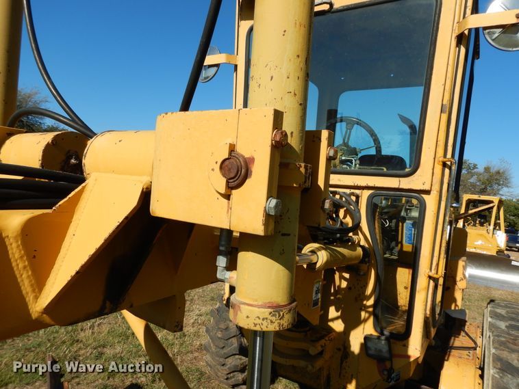 image for item DI8546 1997 Champion C80A  motor grader