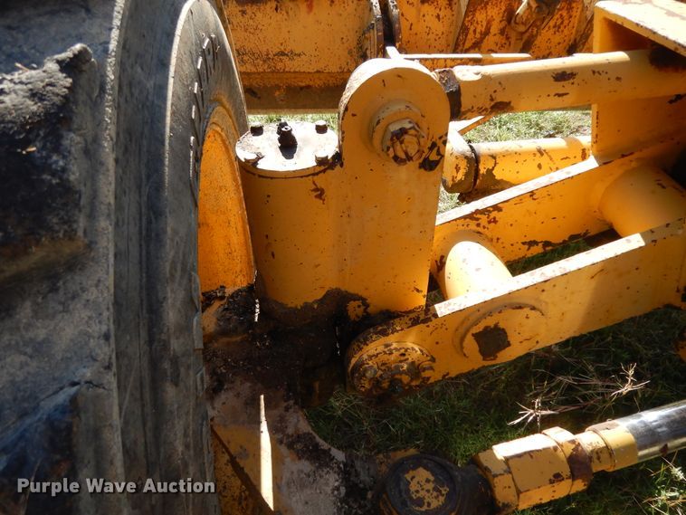 image for item DI8546 1997 Champion C80A  motor grader