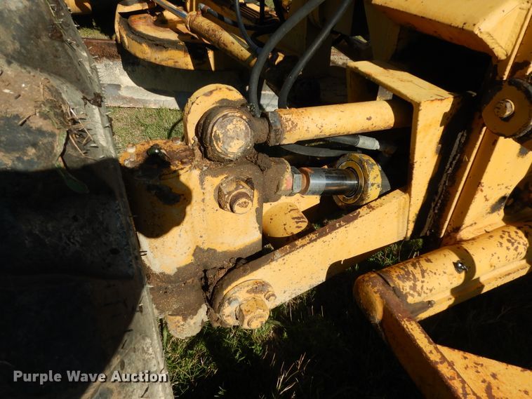 image for item DI8546 1997 Champion C80A  motor grader