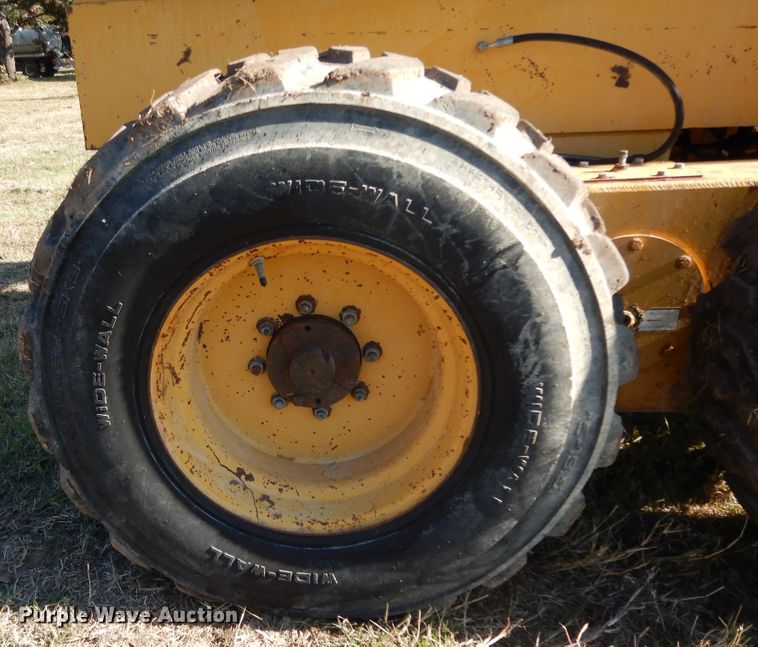 image for item DI8546 1997 Champion C80A  motor grader