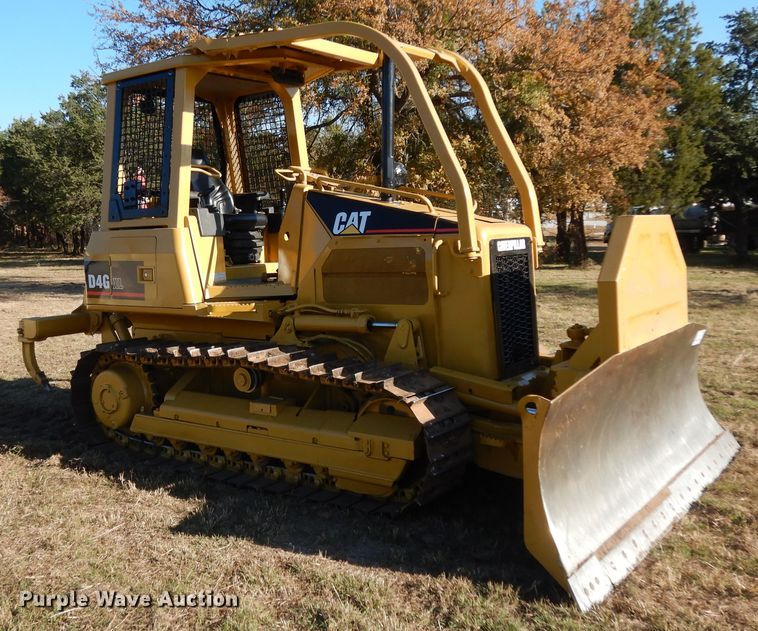 image for item DI8547 2006 Caterpillar D4G XL  dozer