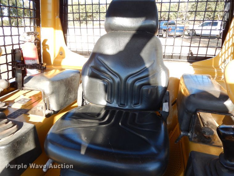 image for item DI8547 2006 Caterpillar D4G XL  dozer