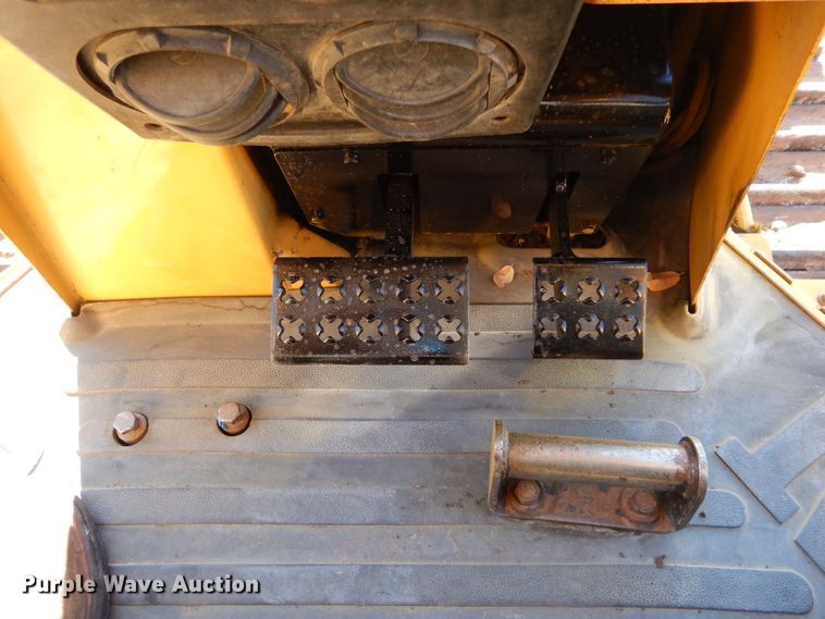 image for item DI8547 2006 Caterpillar D4G XL  dozer