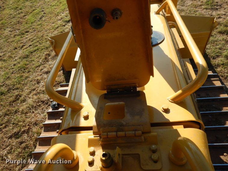 image for item DI8547 2006 Caterpillar D4G XL  dozer