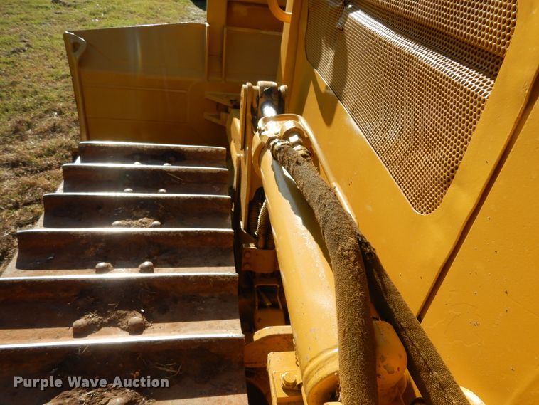 image for item DI8547 2006 Caterpillar D4G XL  dozer