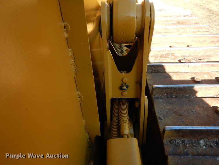 image for item DI8547 2006 Caterpillar D4G XL  dozer