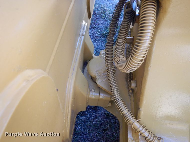 image for item DI8547 2006 Caterpillar D4G XL  dozer