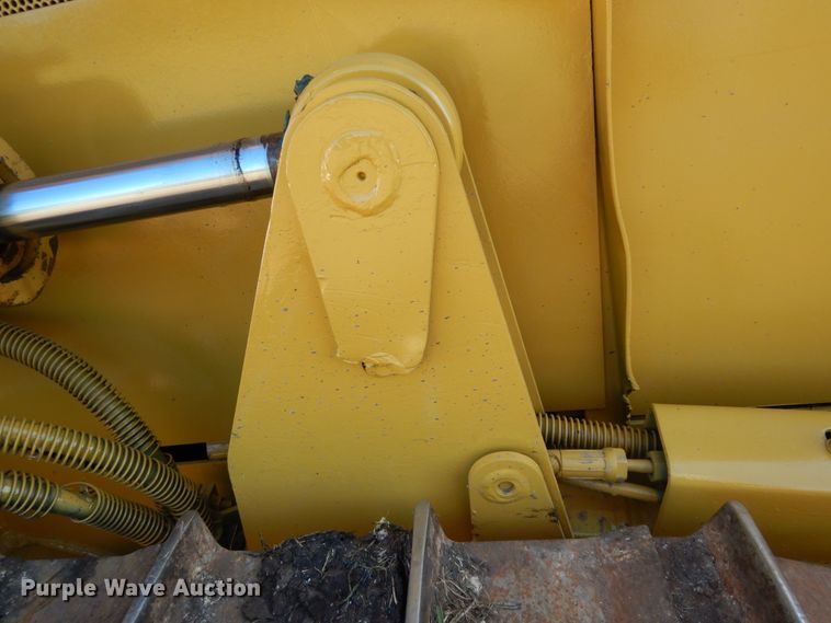 image for item DI8547 2006 Caterpillar D4G XL  dozer