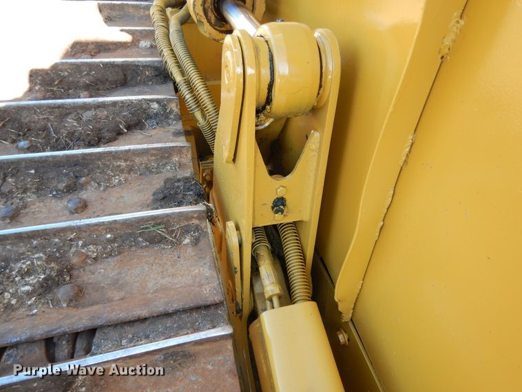 image for item DI8547 2006 Caterpillar D4G XL  dozer