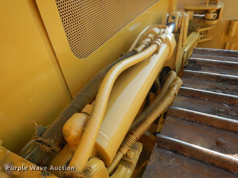 image for item DI8547 2006 Caterpillar D4G XL  dozer