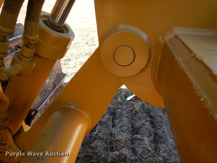 image for item DI8547 2006 Caterpillar D4G XL  dozer