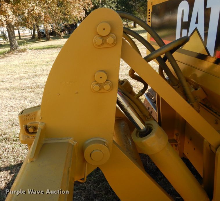 image for item DI8547 2006 Caterpillar D4G XL  dozer