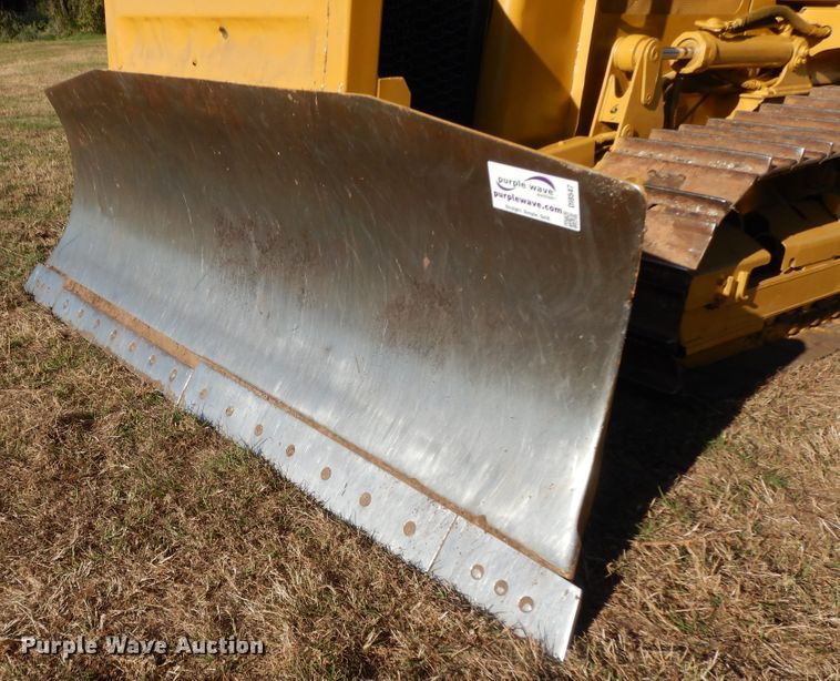 image for item DI8547 2006 Caterpillar D4G XL  dozer