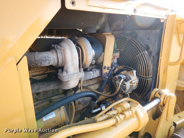 image for item DI8547 2006 Caterpillar D4G XL  dozer