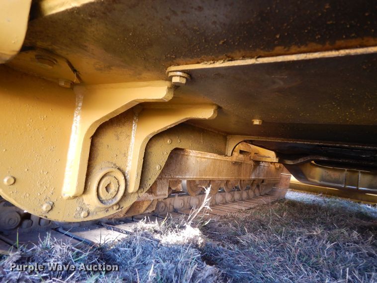 image for item DI8547 2006 Caterpillar D4G XL  dozer