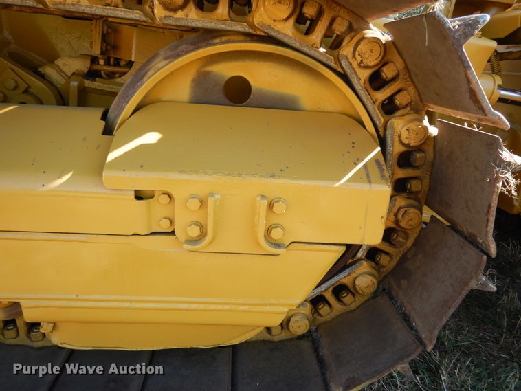 image for item DI8547 2006 Caterpillar D4G XL  dozer