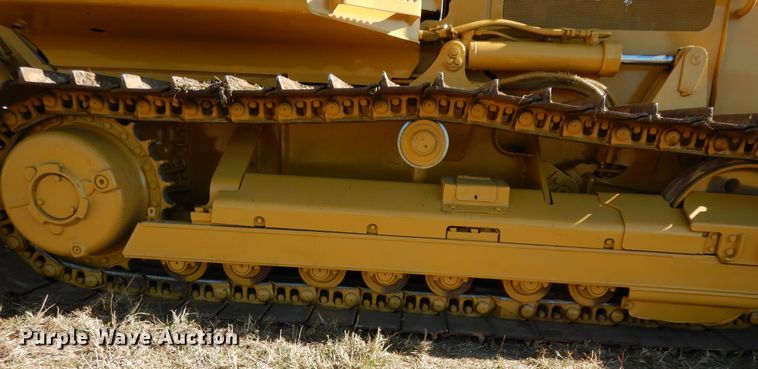 image for item DI8547 2006 Caterpillar D4G XL  dozer