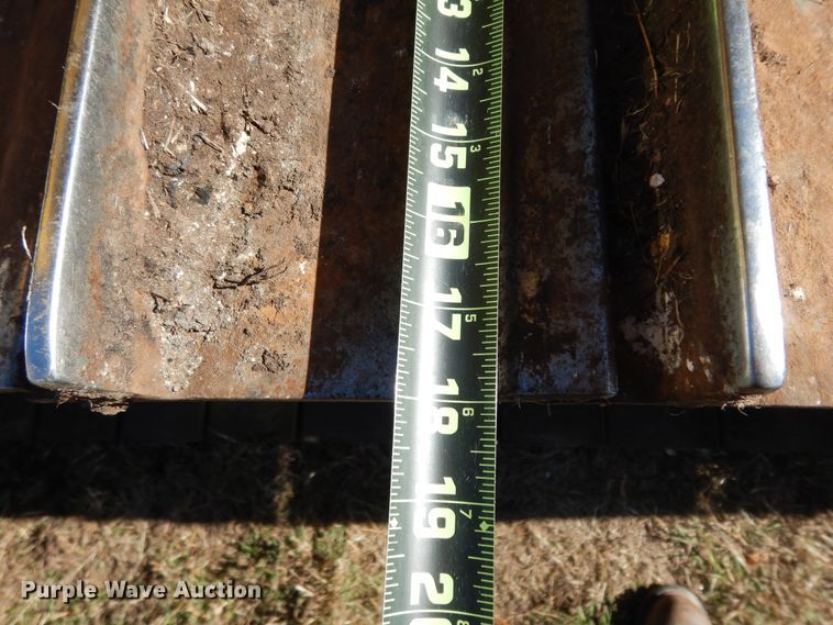 image for item DI8547 2006 Caterpillar D4G XL  dozer