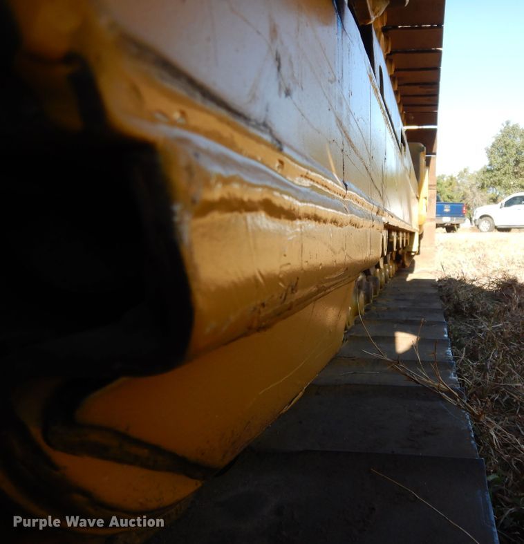 image for item DI8547 2006 Caterpillar D4G XL  dozer