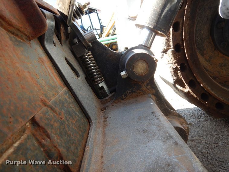 image for item DI8549 2011 Bobcat S185  skid steer loader