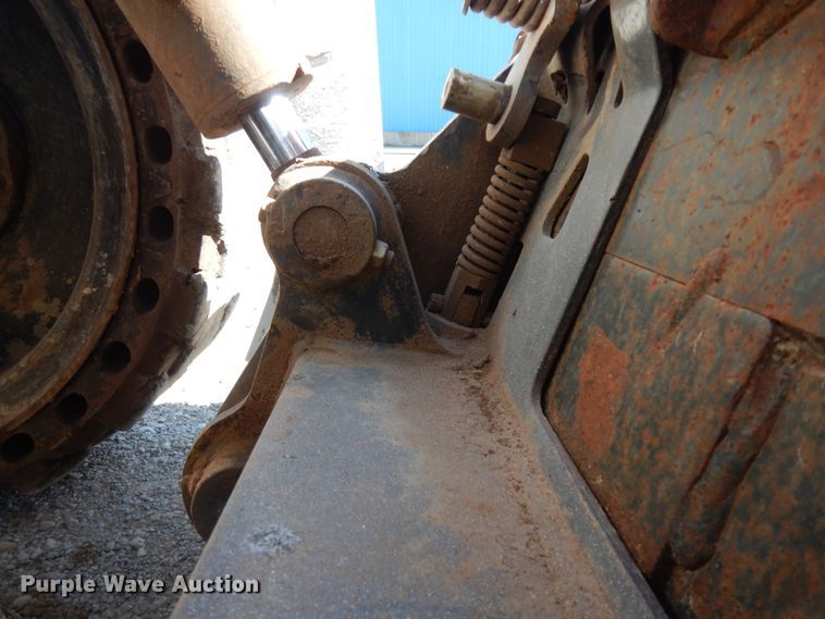 image for item DI8549 2011 Bobcat S185  skid steer loader