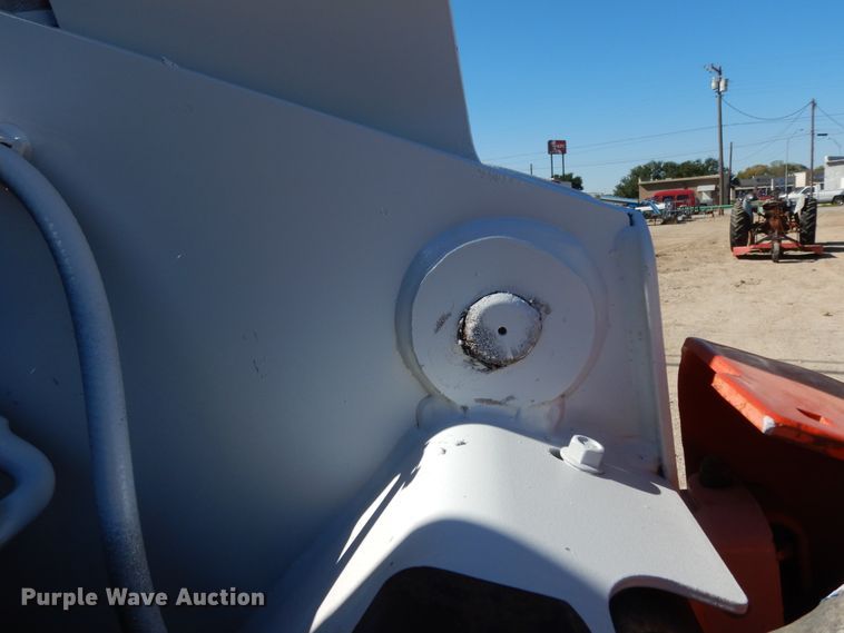 image for item DI8549 2011 Bobcat S185  skid steer loader